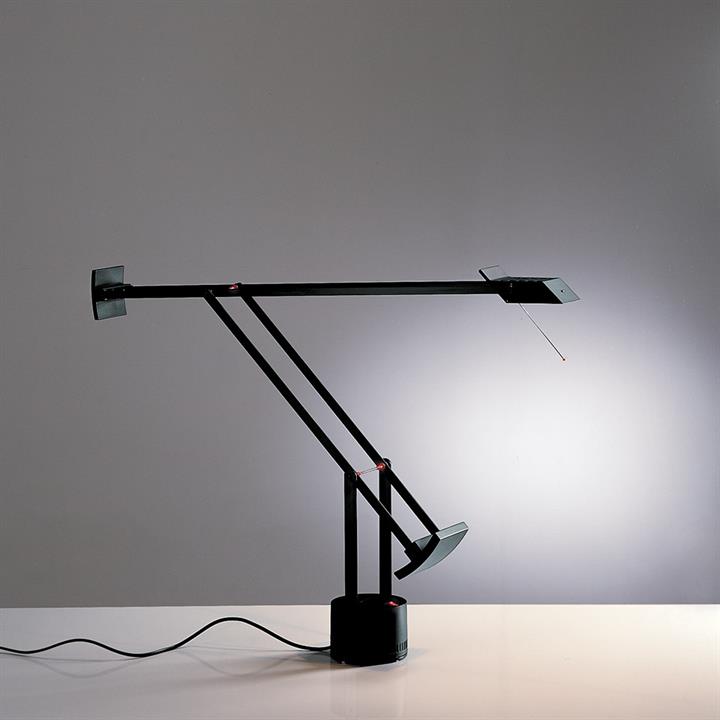 Tizio Bordlampe Sort