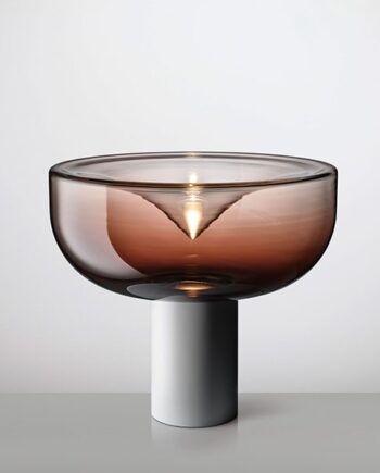Aella Mini Bordlampe Fra Leucos Burgundy Mat Hvid