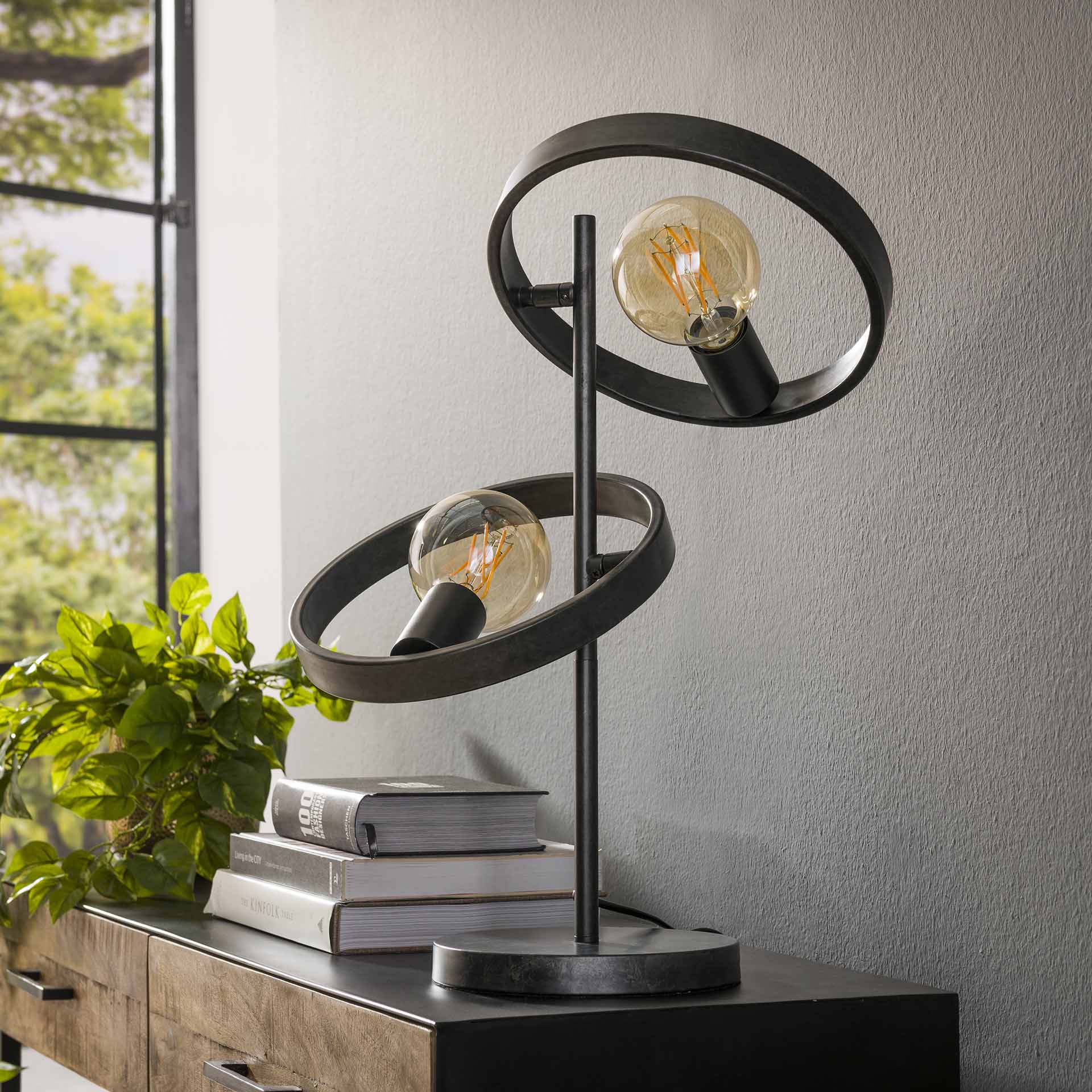 Angulo Bordlampe Sort Metal Levering Uden Pære