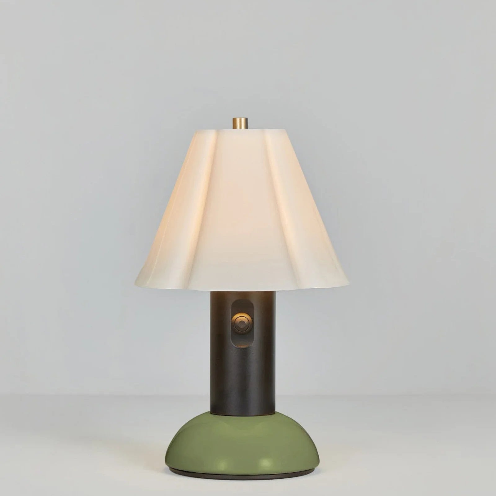 Blossom Portable Bordlampe Fra Original Btc Olive Green