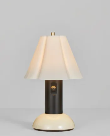 Blossom Portable Bordlampe Fra Original Btc Putty Gray