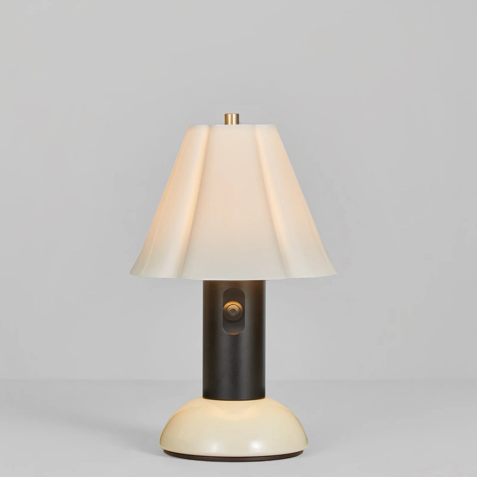 Blossom Portable Bordlampe Fra Original Btc Putty Gray