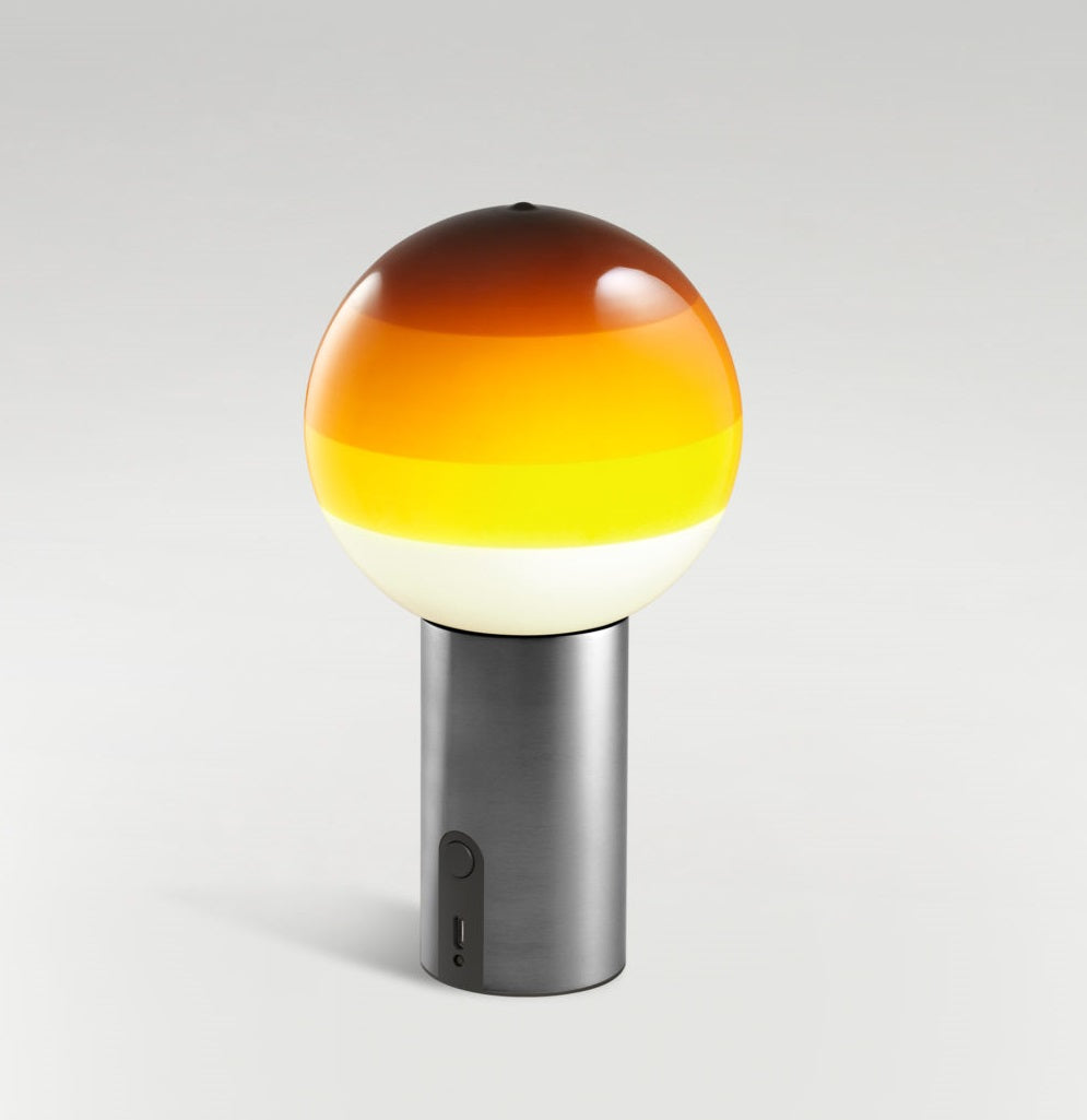 Dipping Light Transportabel Bordlampe Fra Marset Grafit Amber