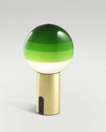 Dipping Light Transportabel Bordlampe Fra Marset Messing Grøn