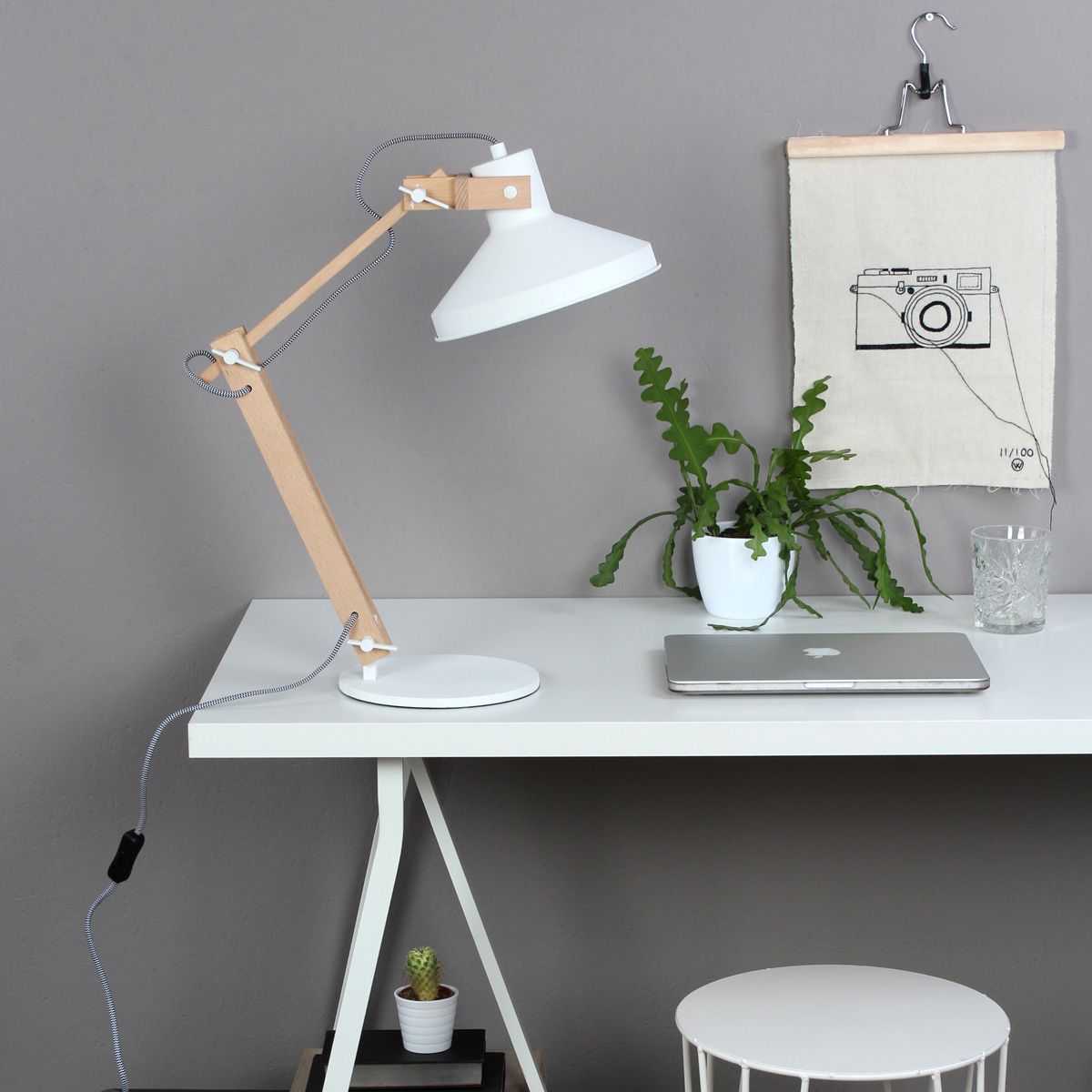 Edward Bordlampe Træ Hvidt Metal