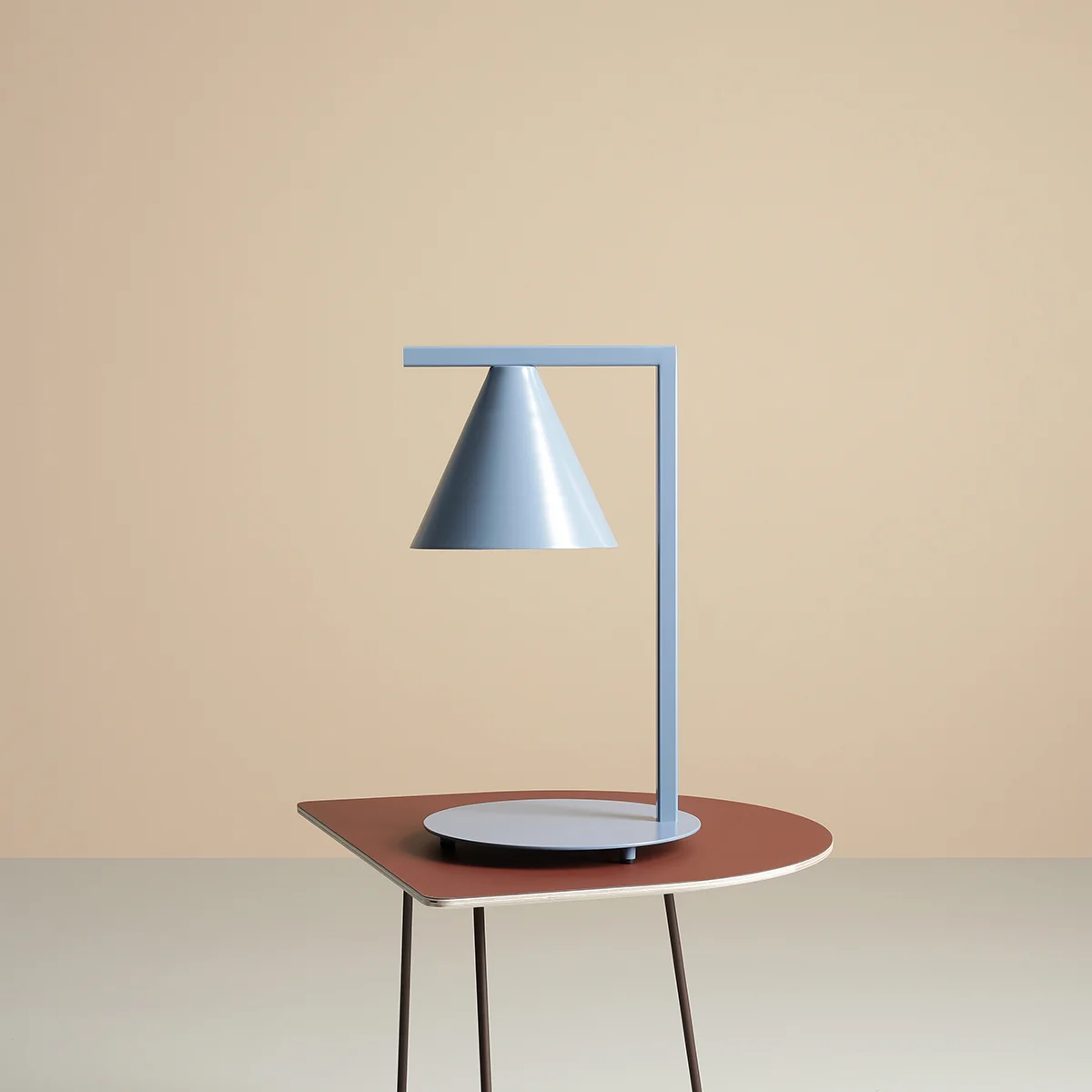 Frigg Bordlampe Støvet Blå Metal