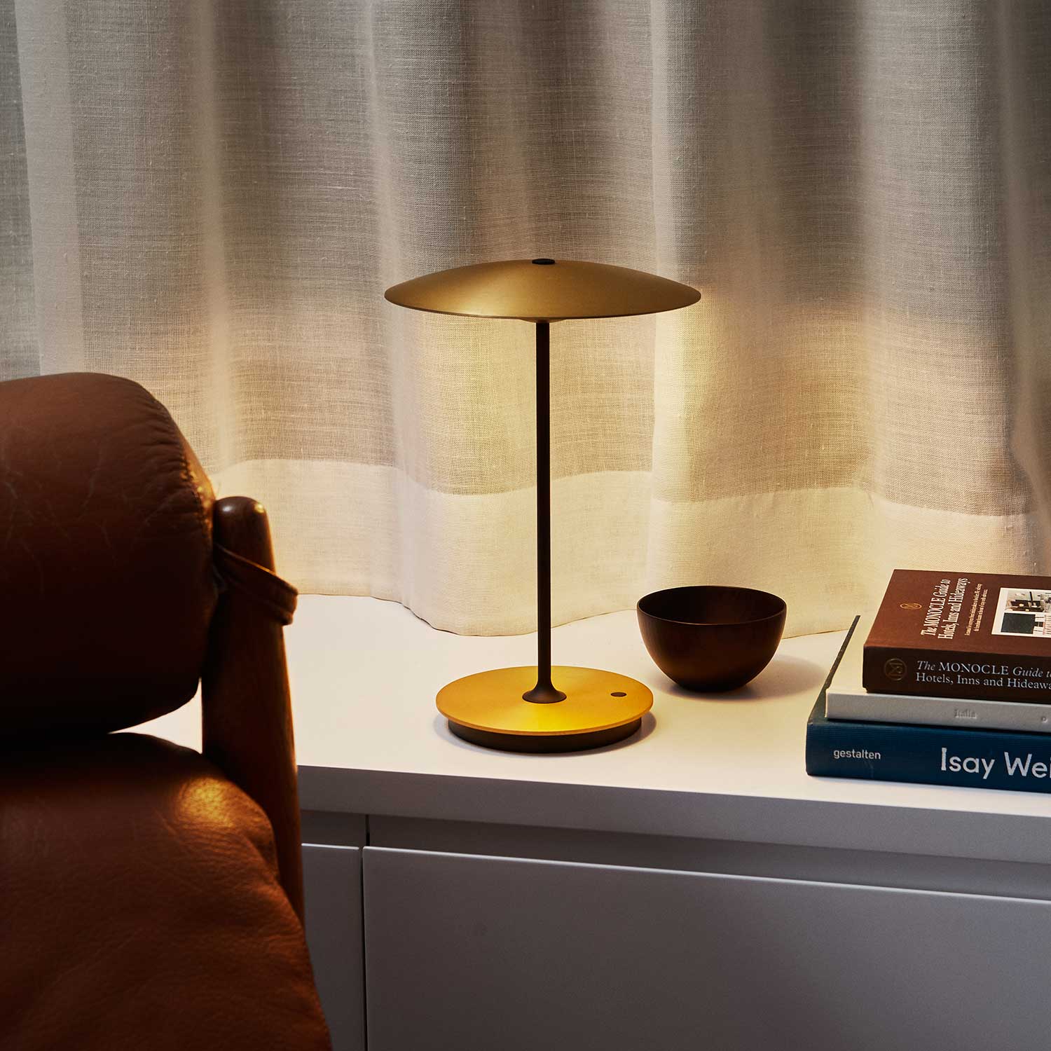 Ginger Led Bordlampe Marset Børstet Messing Messing