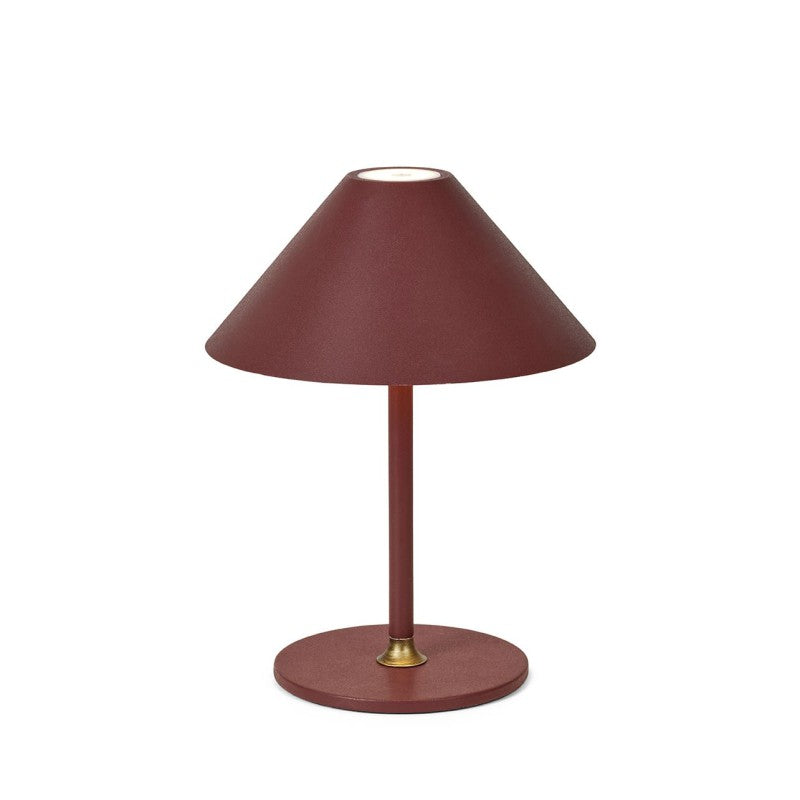 Hygge Bordlampe Fra Halo Design Maroon Red