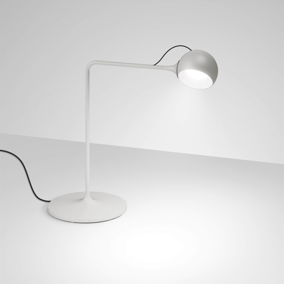 Ixa Bordlampe Gråhvid