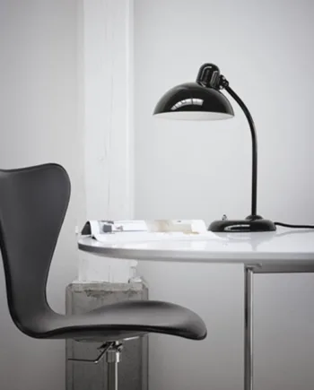 Kaiser Idell 6556 Bordlampe Blank Sort