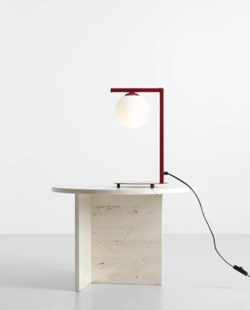 Moma Bordlampe Vinrød Metal Hvidt Glas
