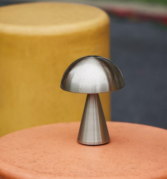 Mush Portable Bordlampe Batterilampe Nikkel