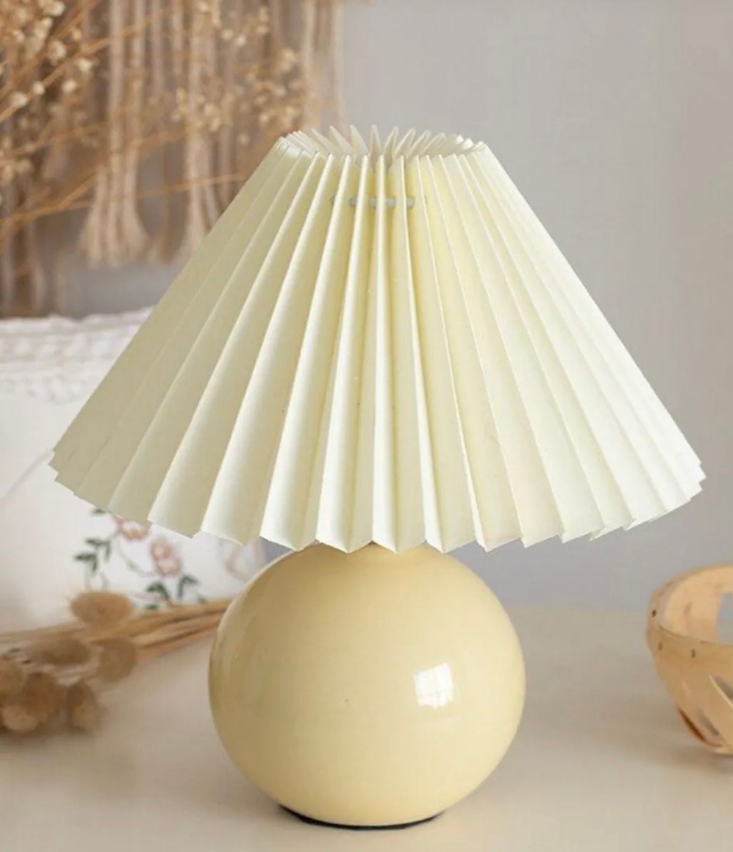 Nordvrk Brz 340121 Bordlampe Creme Pvc Creme Metal