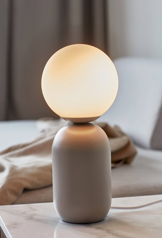 Notti Bordlampe Grå