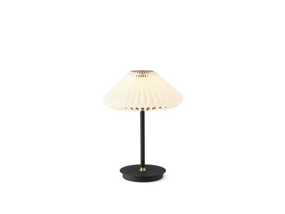 Paris Portable Bordlampe Fra Halo Design Sort