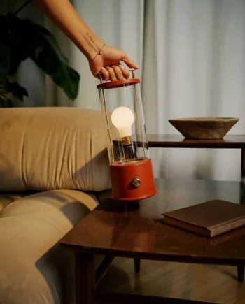 Tala The Muse Portable Bordlampe Pomona Red