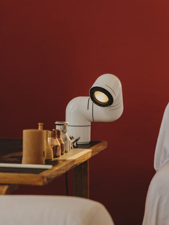 Tatu Bordlampe Hvid