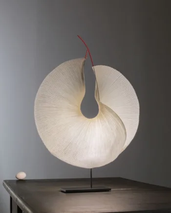 Yoruba Rose Bordlampe