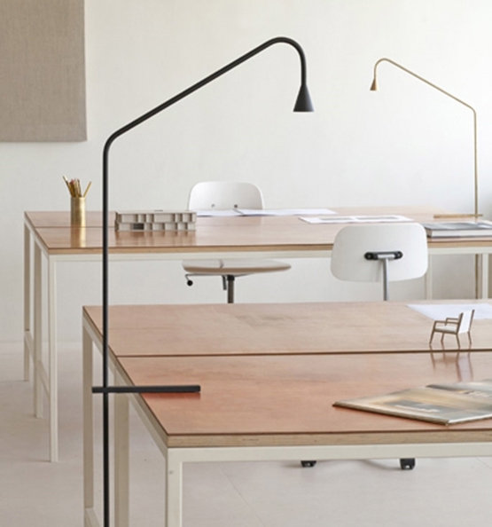 Austere Bordlampe Messing