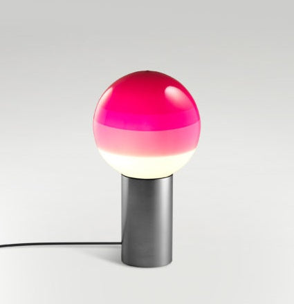 Dipping Light Bordlampe Fra Marset Grafit Pink