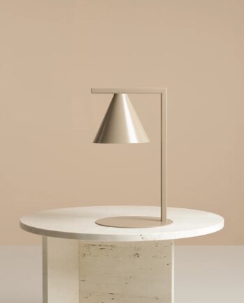 Frigg Bordlampe Beige Metal