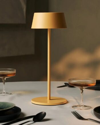 Hugo Amber Gul Genopladelig Bordlampe