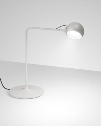 Ixa Bordlampe Hvid Grå Artemide