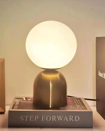 Nordvrk Brz 340118 Bordlampe Hvid Glas Guld Metal