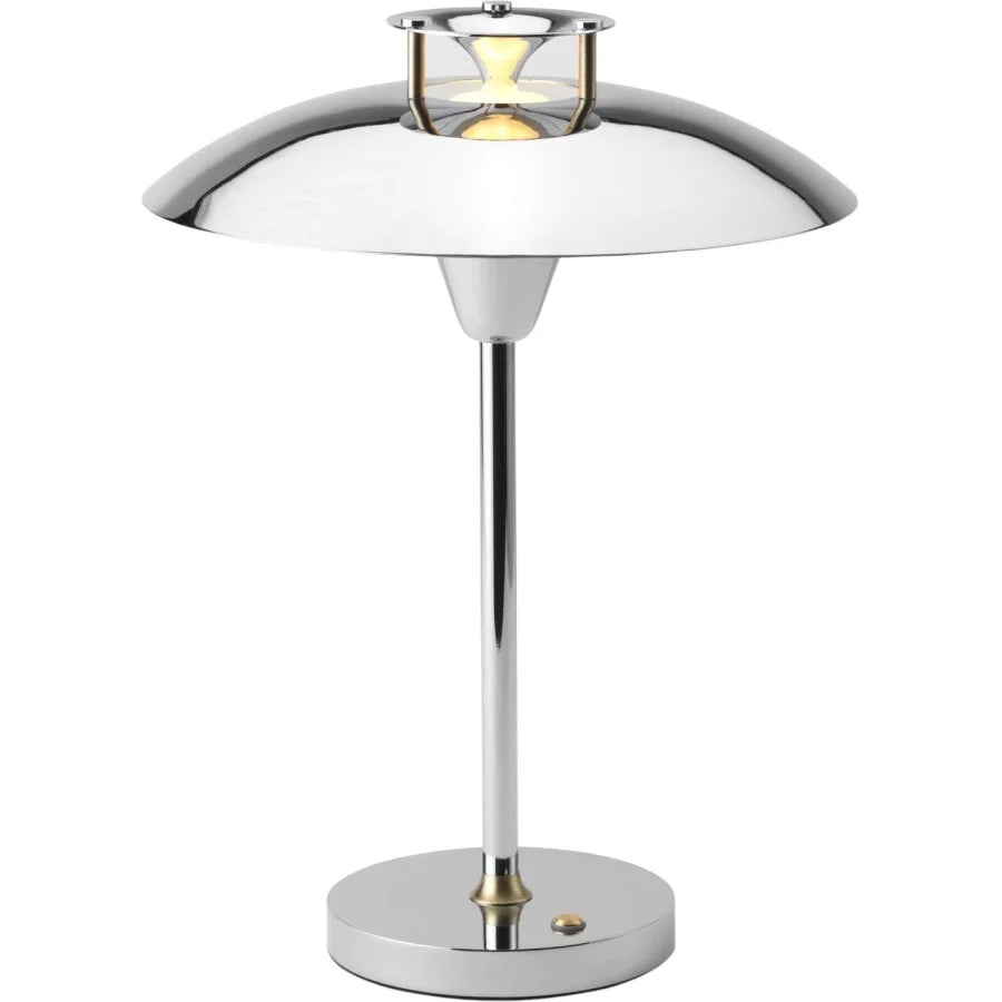 Stepp Portable Bordlampe Fra Halo Design Krom